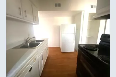 215 Avenue E, South Houston, TX 77587 - Photo 9