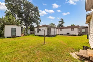 6814 Covington Dr, Houston, TX 77091 - Photo 9