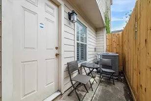1213 Oneil St, Houston, TX 77019 - Photo 21