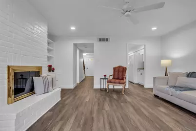 10355 Longmont Drive #35/14, Houston, TX 77042 - Photo 13