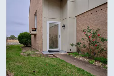 1817 Veranda Drive, West Columbia, TX 77486 - Photo 3