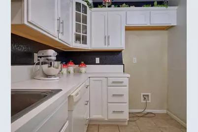 1817 Veranda Drive, West Columbia, TX 77486 - Photo 17