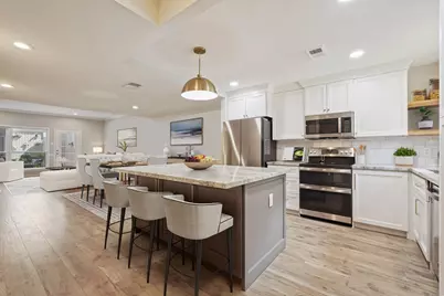 2236 S Piney Point Road #101, Houston, TX 77063 - Photo 1