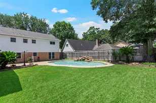 8114 Coolshire Ln, Houston, TX 77070 - Photo 39