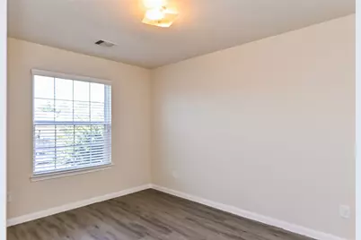 715 N Ella Creek Drive, Houston, TX 77067 - Photo 7