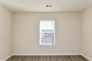 715 North Ella Creek Drive, Houston, TX 77067 - Photo 9