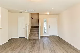 715 North Ella Creek Drive, Houston, TX 77067 - Photo 5