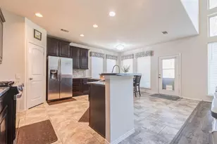 2718 Ginger Cove Ln, Pearland, TX 77584 - Photo 13