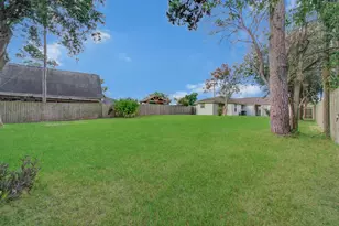 13221 Candlewick St, Houston, TX 77015 - Photo 31