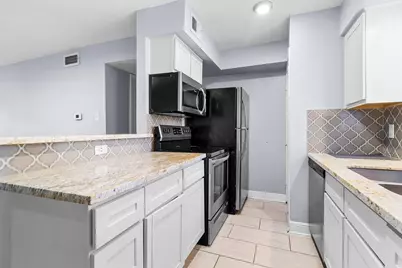 12100 Melville Drive #301C, Montgomery, TX 77356 - Photo 9