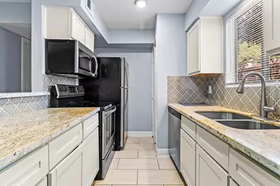 12100 Melville Drive #301C, Montgomery, TX 77356 - Photo 11