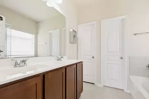15414 Kirkdell Bend Dr, Humble, TX 77346 - Photo 17