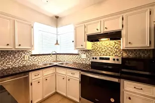 13222 Pebblewalk Cir N, Houston, TX 77041 - Photo 11
