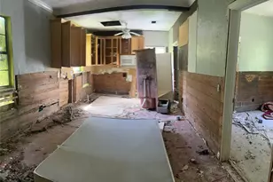 720 Birch, Vidor, TX 77662 - Photo 15