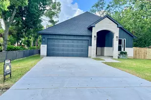 11905 23rd St, Santa Fe, TX 77510 - Photo 1