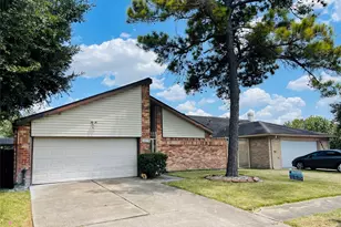 6823 Songbrook Dr, Houston, TX 77083 - Photo 3