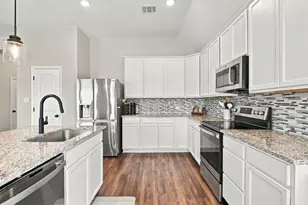 4813 Native Tree Ln, Bryan, TX 77845 - Photo 9