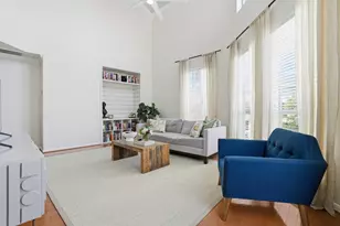 1250 W 18th St, Houston, TX 77008 - Photo 9