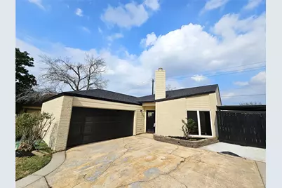 10846 Kirktown Drive, Houston, TX 77089 - Photo 1