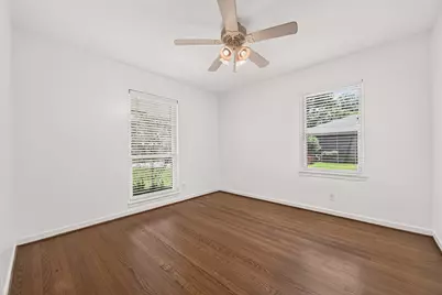 4617 Waycross Drive, Houston, TX 77035 - Photo 21