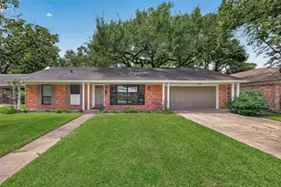 4617 Waycross Dr, Houston, TX 77035 - Photo 1
