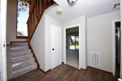 315 Twin Lakes Boulevard W, West Columbia, TX 77486 - Photo 7