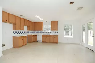 11707 Madison Oak St, Houston, TX 77038 - Photo 9