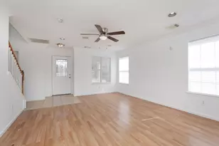 11707 Madison Oak St, Houston, TX 77038 - Photo 7