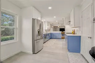 4606 Waynesboro Dr, Houston, TX 77035 - Photo 19