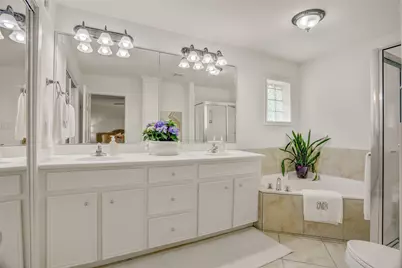 4606 Waynesboro Drive, Houston, TX 77035 - Photo 23