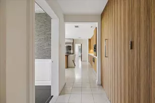 210 Pine Hollow Ln, Houston, TX 77056 - Photo 15