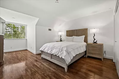 210 Pine Hollow Lane, Houston, TX 77056 - Photo 29