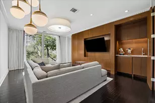 210 Pine Hollow Ln, Houston, TX 77056 - Photo 13