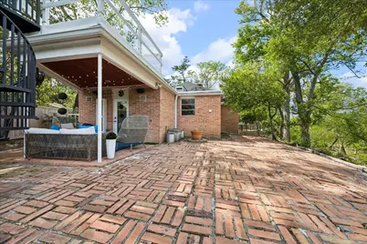 210 Pine Hollow Lane, Houston, TX 77056 - Photo 35