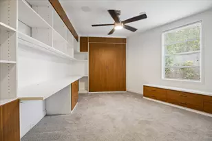 210 Pine Hollow Ln, Houston, TX 77056 - Photo 25