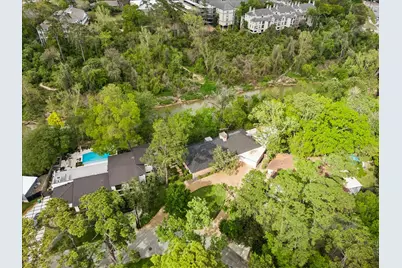 210 Pine Hollow Lane, Houston, TX 77056 - Photo 37