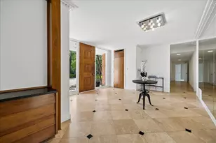 210 Pine Hollow Ln, Houston, TX 77056 - Photo 7