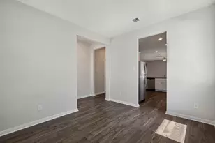 10347 Red Cardinal Dr, Cleveland, TX 77328 - Photo 5