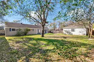 11403 Braewick Dr, Houston, TX 77035 - Photo 15