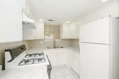 1339 Tarberry Road, Houston, TX 77088 - Photo 9