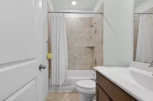 9918 Knollwood Ln, Missouri City, TX 77459 - Photo 23