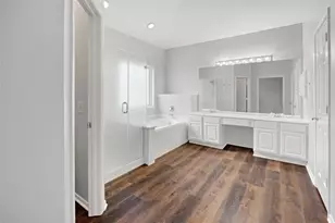 9203 Cabin Creek Dr, Houston, TX 77064 - Photo 9