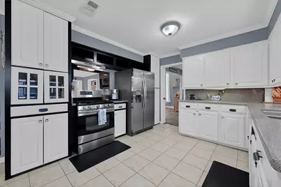 2022 Willow Wisp Drive, Seabrook, TX 77586 - Photo 15