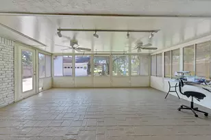 2022 Willow Wisp Dr, Seabrook, TX 77586 - Photo 11