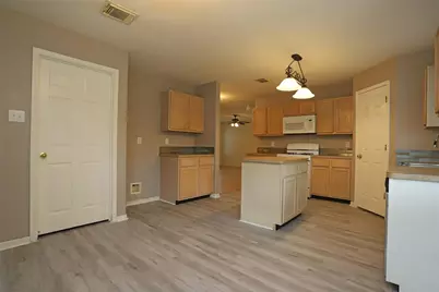 7518 Drifting Willow Court, Cypress, TX 77433 - Photo 9