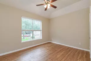 9523 Tallow Tree Dr, Houston, TX 77070 - Photo 21