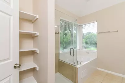 9523 Tallow Tree Drive, Houston, TX 77070 - Photo 19