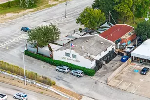 867 W 42nd St, Houston, TX 77018 - Photo 35