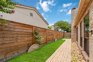 14147 Hillvale Dr, Houston, TX 77077 - Photo 29