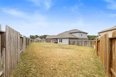 18300 Porters Mill Court, New Caney, TX 77357 - Photo 35